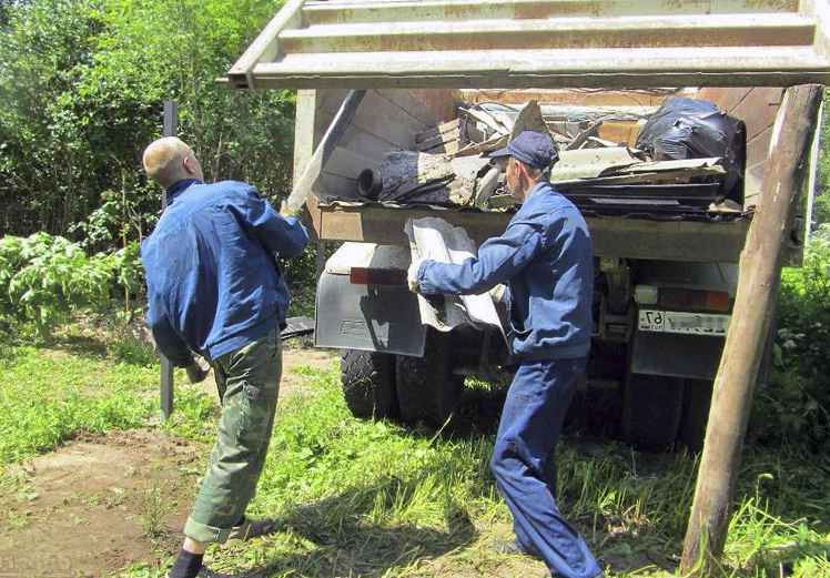 Вывоз мусора с дачного участка с грузчиками по Александрову